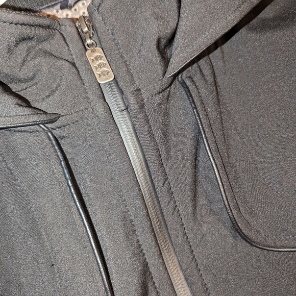 Three Stones Coat - Black Raincoat - Picture 2 of 9